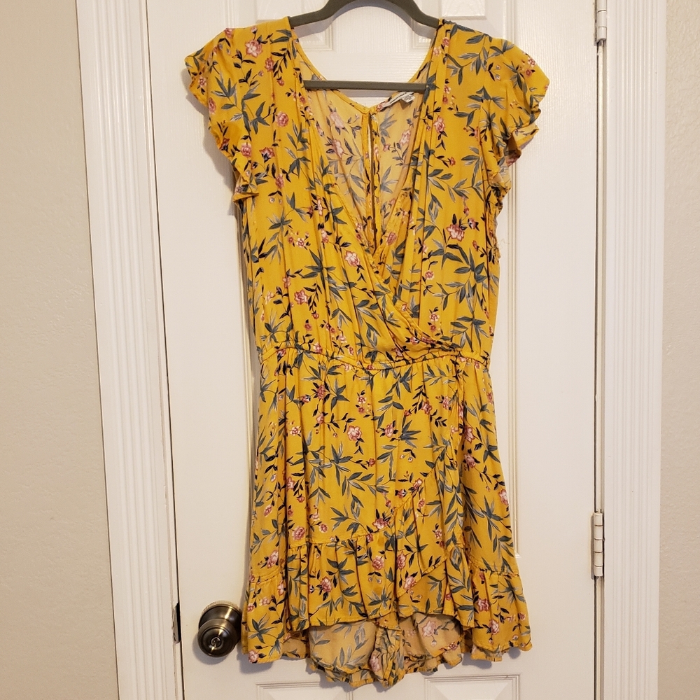 American Eagle short skirt romper